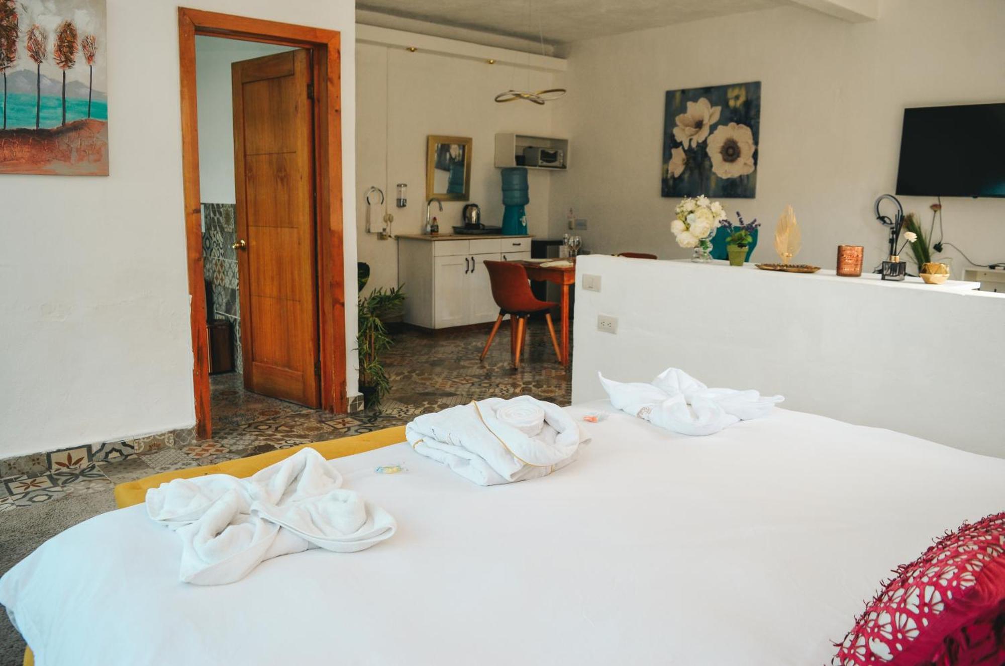 Villa Tiberias By Luxury Atitlan San Pedro La Laguna Exterior foto